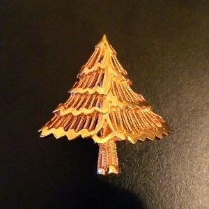 Vintage Corel Signed Gold Tone Christmas Tree Brooch
